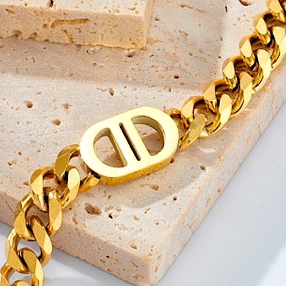 Gold Double D Stainless Steel Gold Plated Cuban Chain Link Necklace - Picture 6 of 6